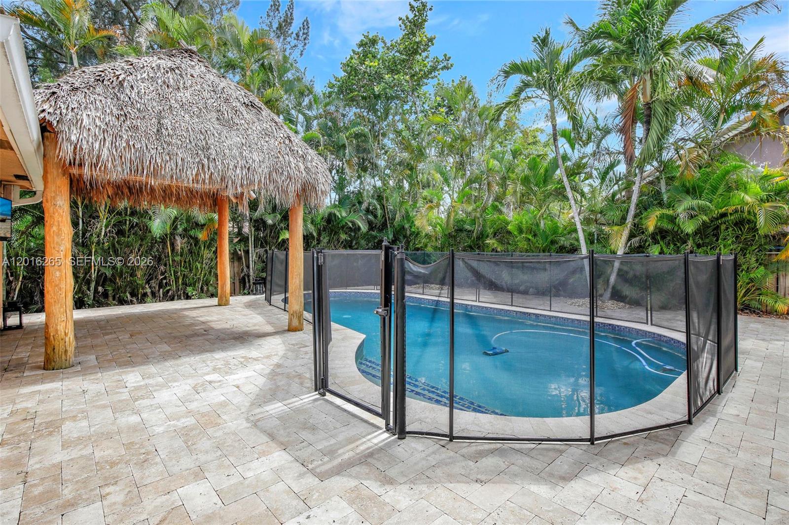 ARBORETUM AT DAVIE - Residential Lease