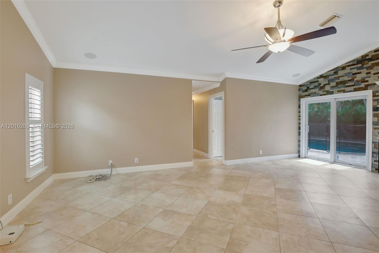 ARBORETUM AT DAVIE - Residential Lease