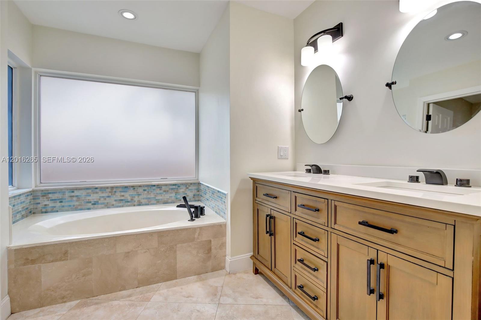 ARBORETUM AT DAVIE - Residential Lease