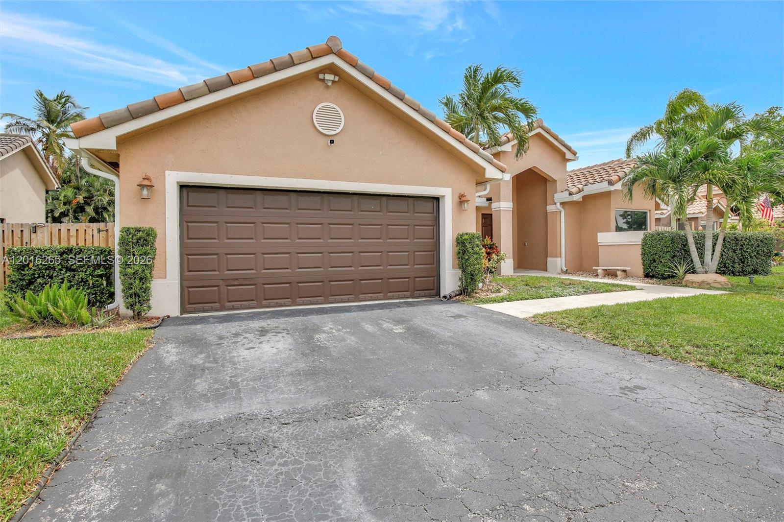 ARBORETUM AT DAVIE - Residential Lease