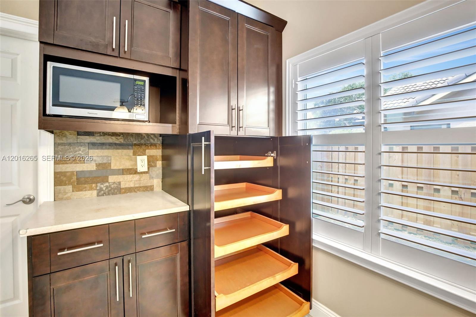 ARBORETUM AT DAVIE - Residential Lease