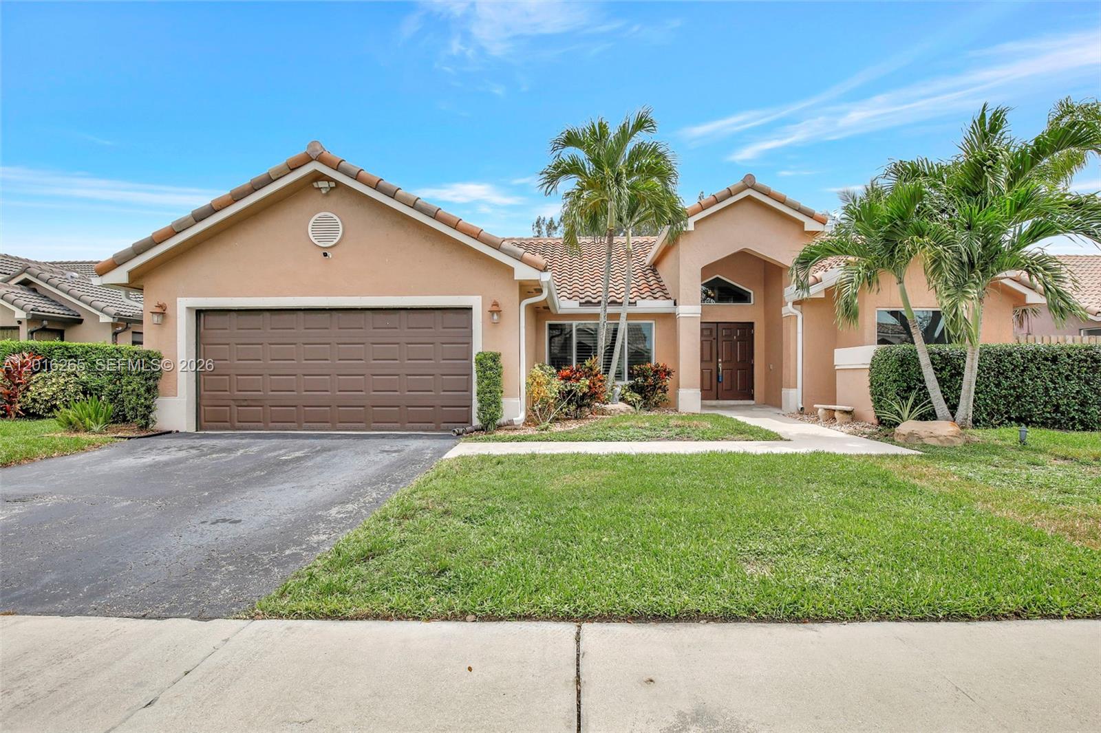 ARBORETUM AT DAVIE - Residential Lease