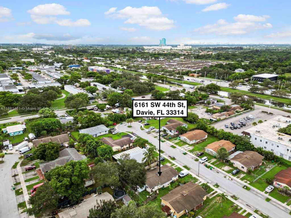 Photo of 6161 SW 44th St #1-2, Davie, FL 33314 (MLS # A11881461)