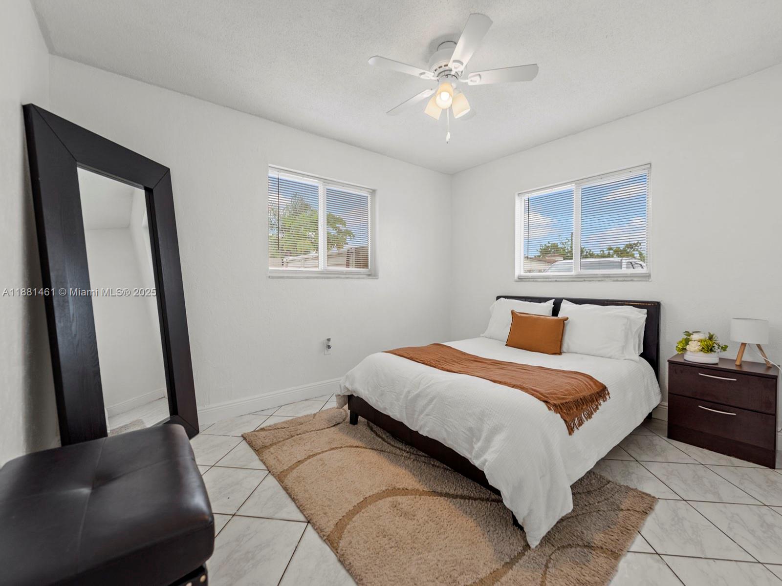 DAVIE HEIGHTS - Residential Lease
