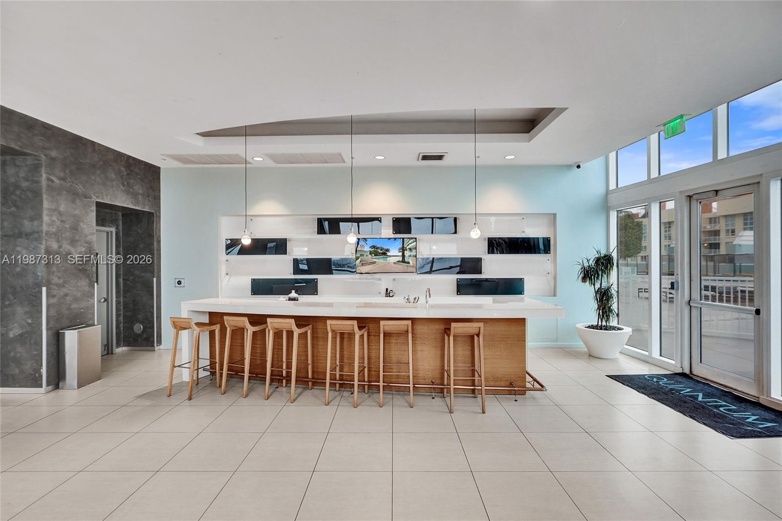 QUANTUM ON THE BAY CONDO - Residential