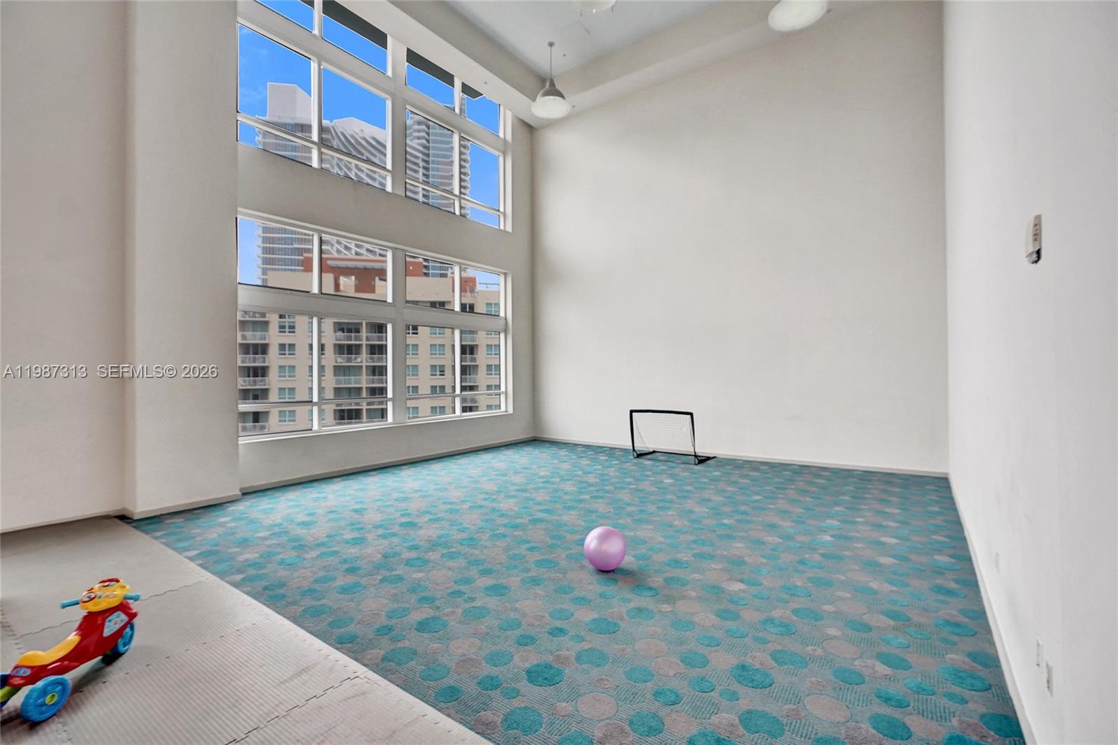 QUANTUM ON THE BAY CONDO - Residential