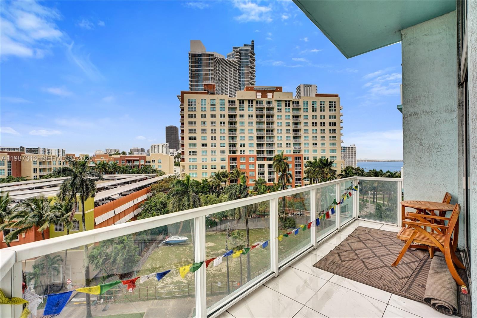 QUANTUM ON THE BAY CONDO - Residential