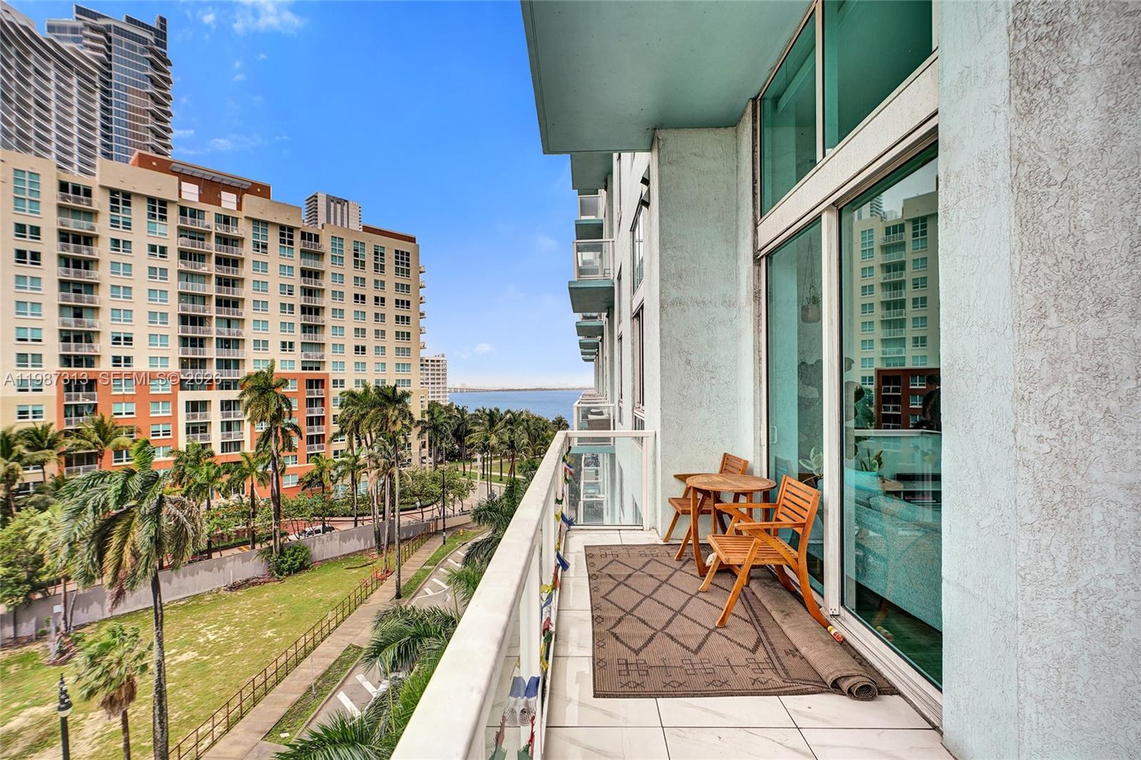 QUANTUM ON THE BAY CONDO - Residential