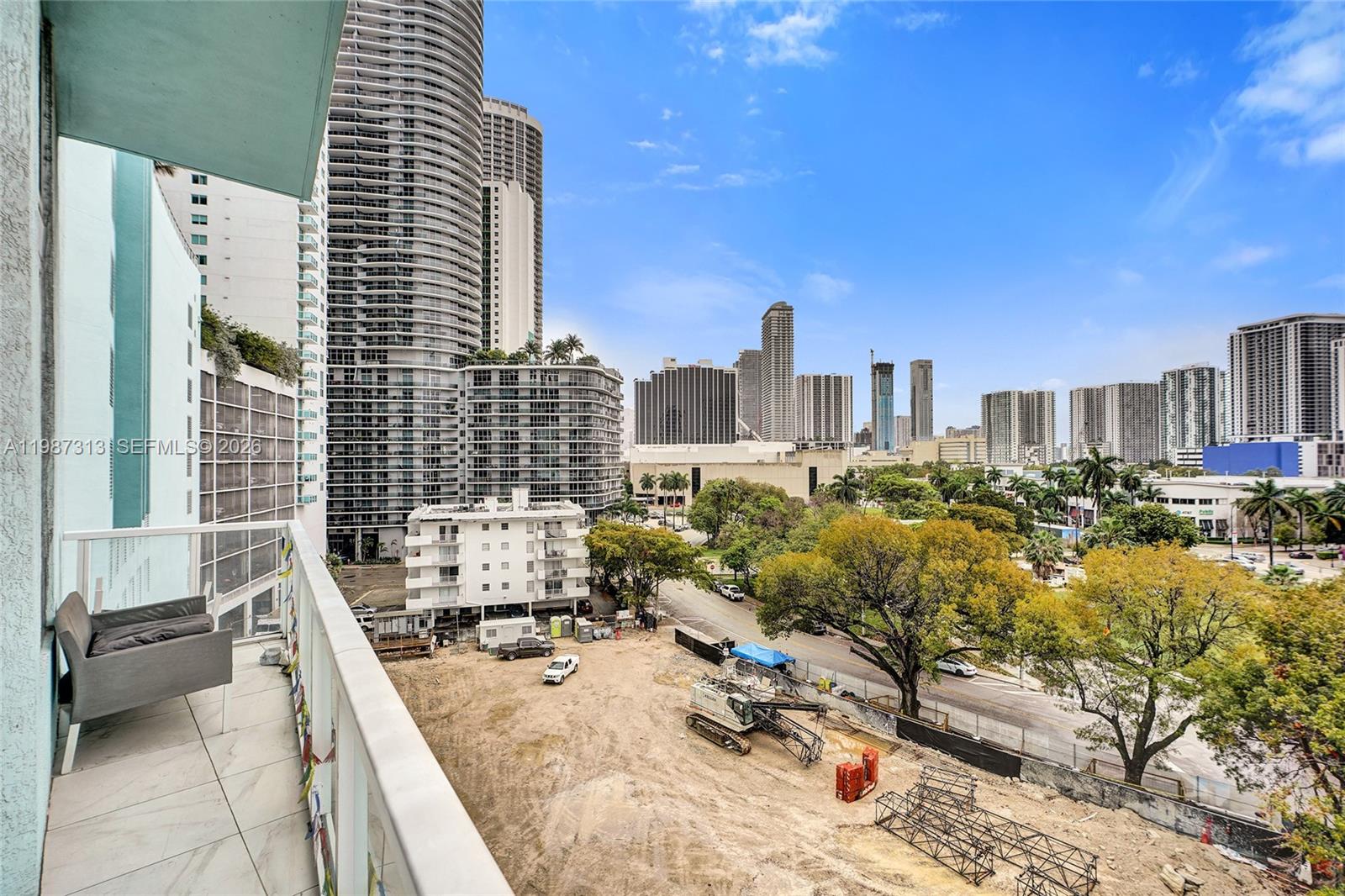 QUANTUM ON THE BAY CONDO - Residential