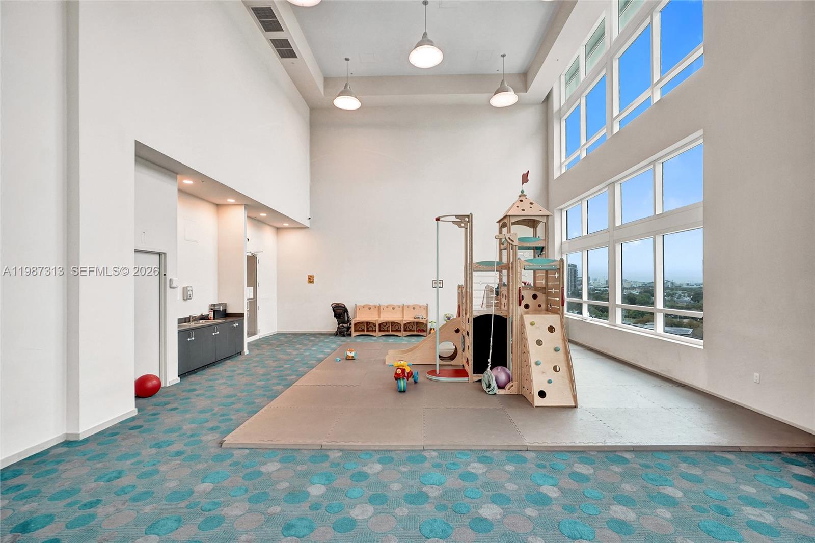 QUANTUM ON THE BAY CONDO - Residential