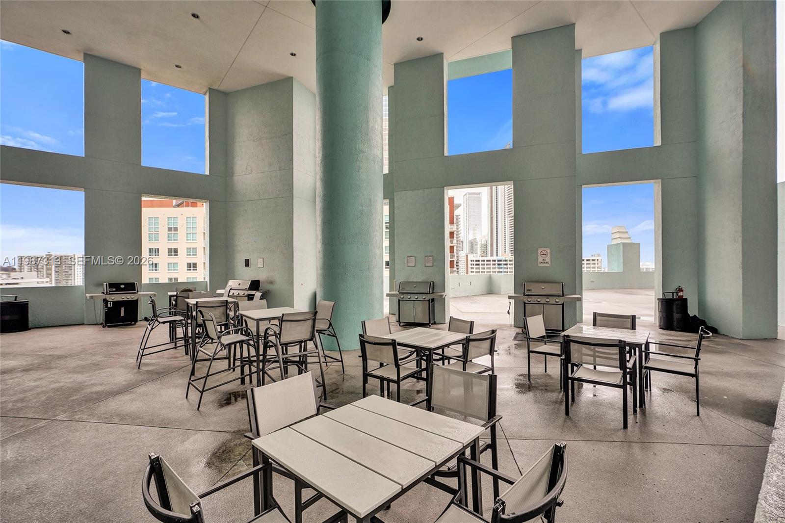 QUANTUM ON THE BAY CONDO - Residential