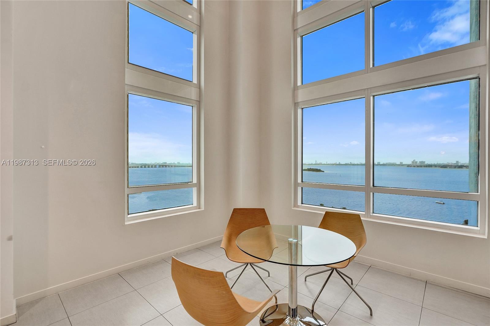 QUANTUM ON THE BAY CONDO - Residential