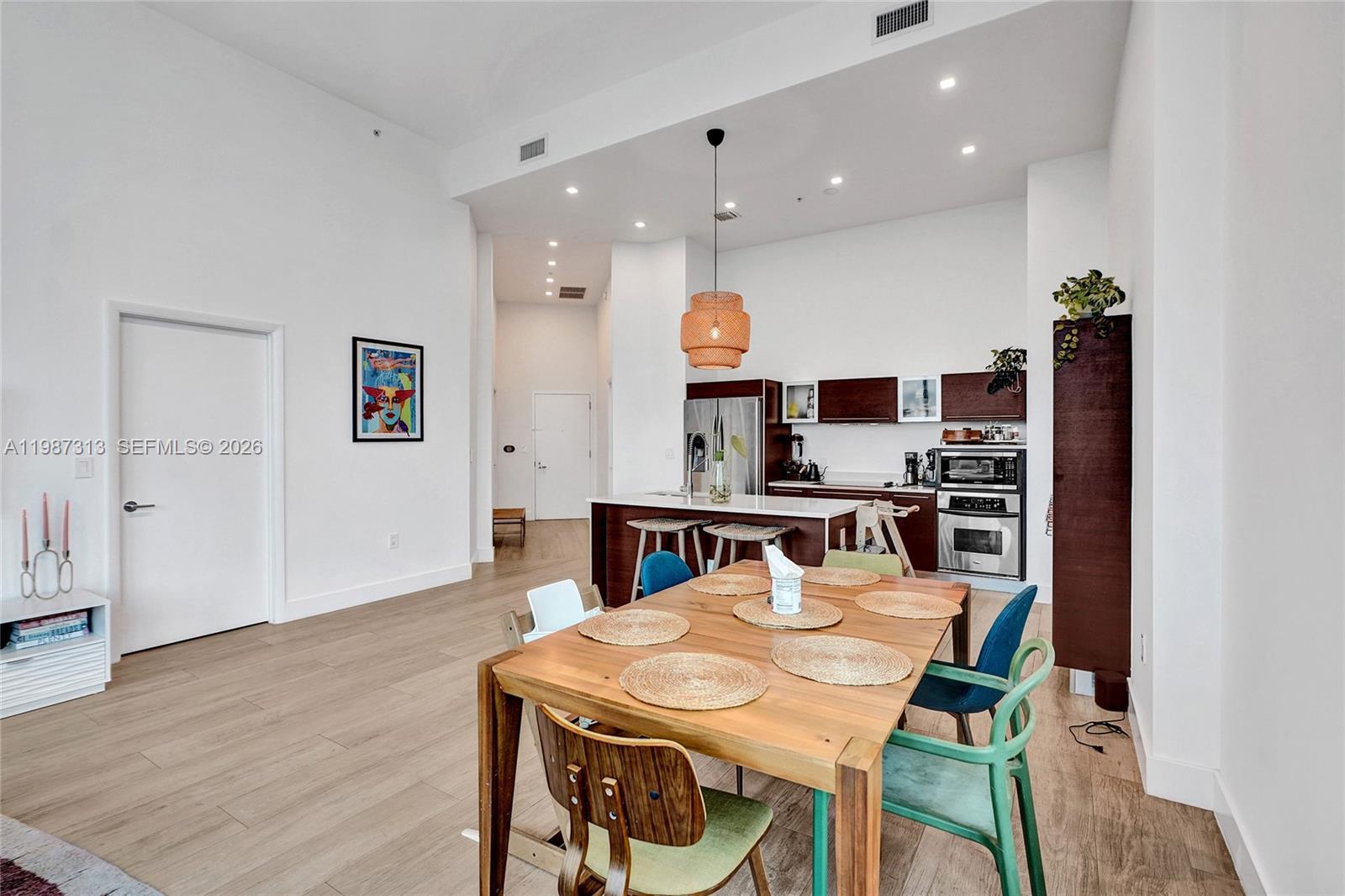 QUANTUM ON THE BAY CONDO - Residential