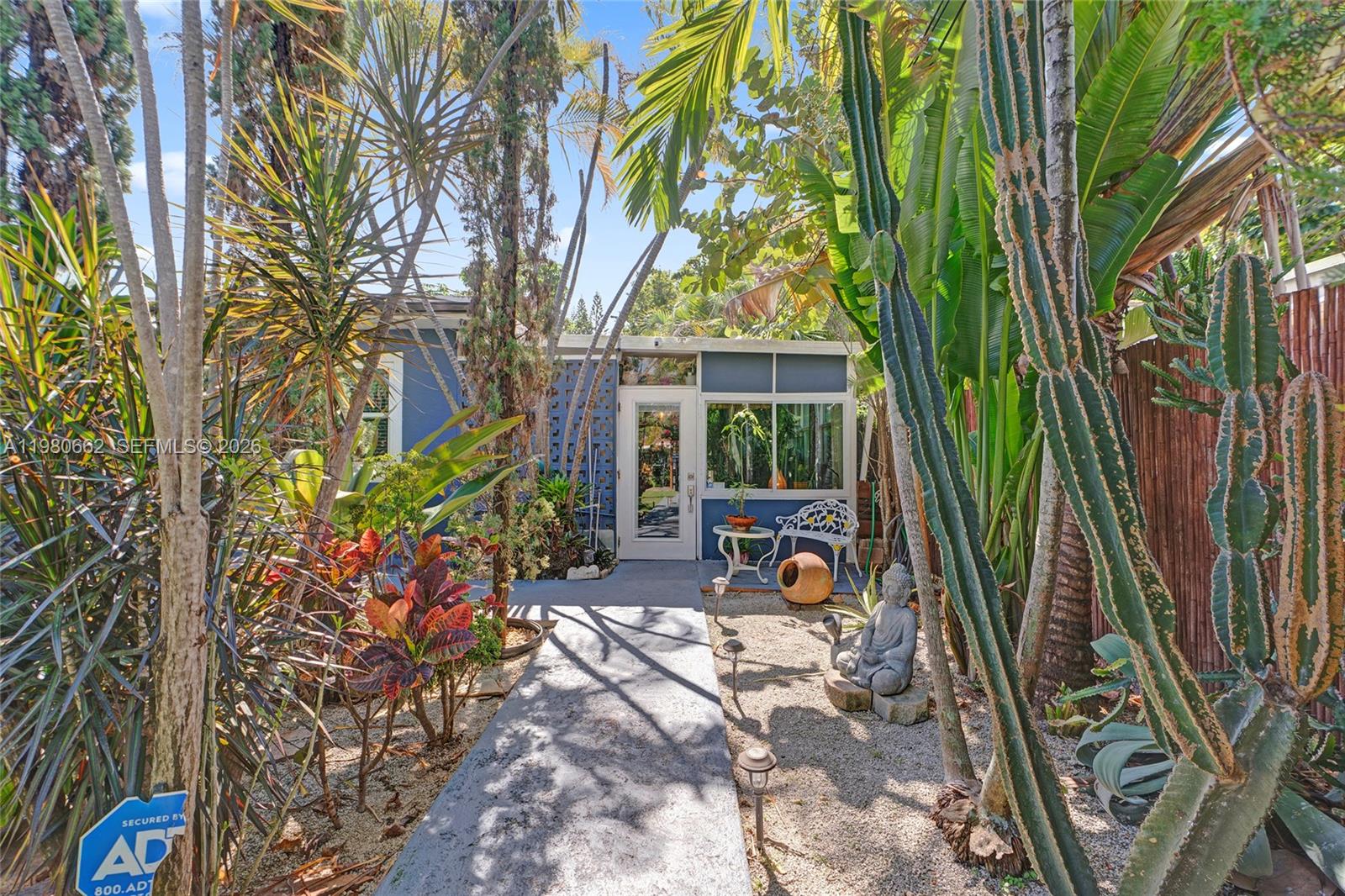 GRAPELAND - Residential