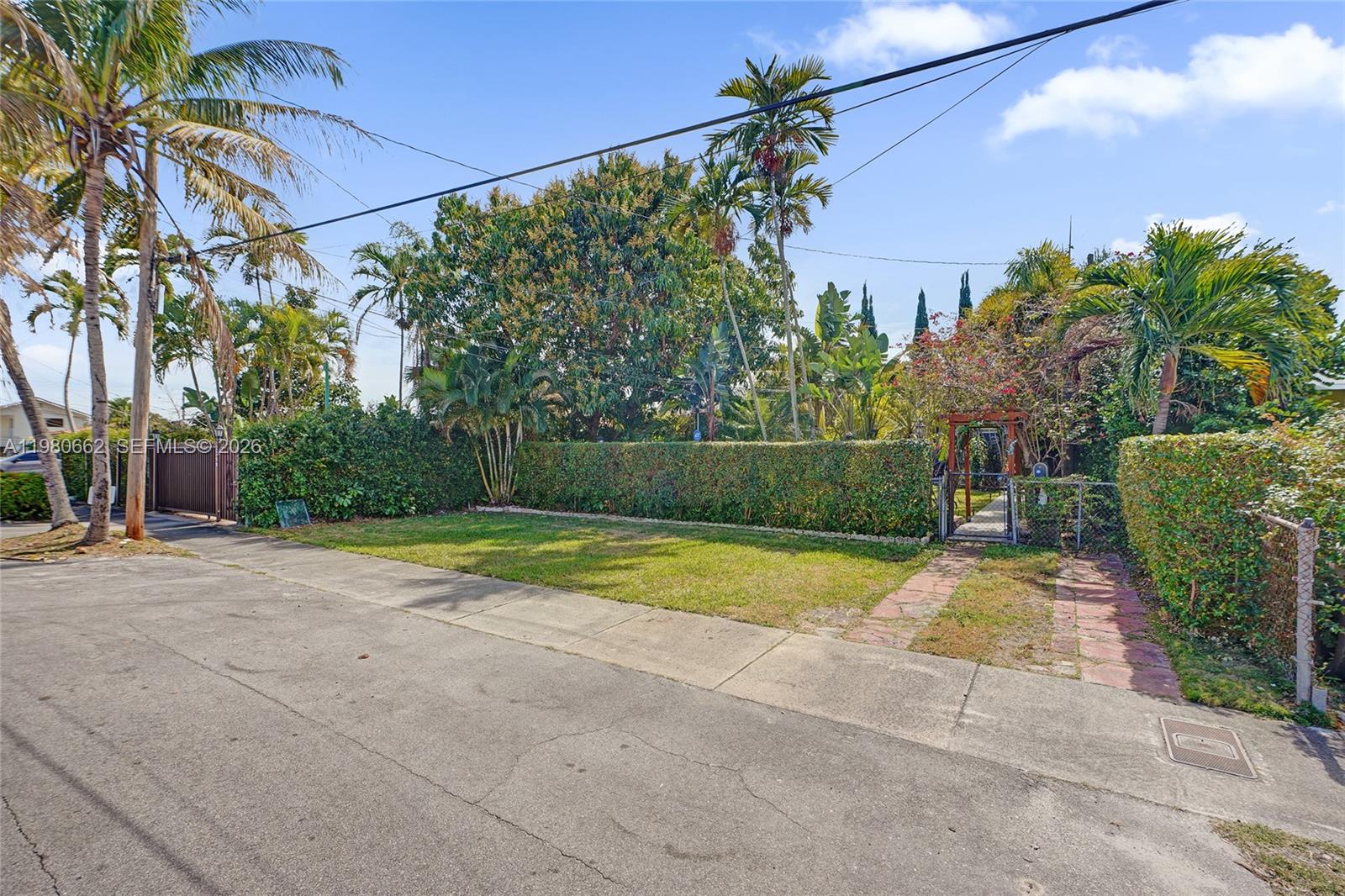 GRAPELAND - Residential