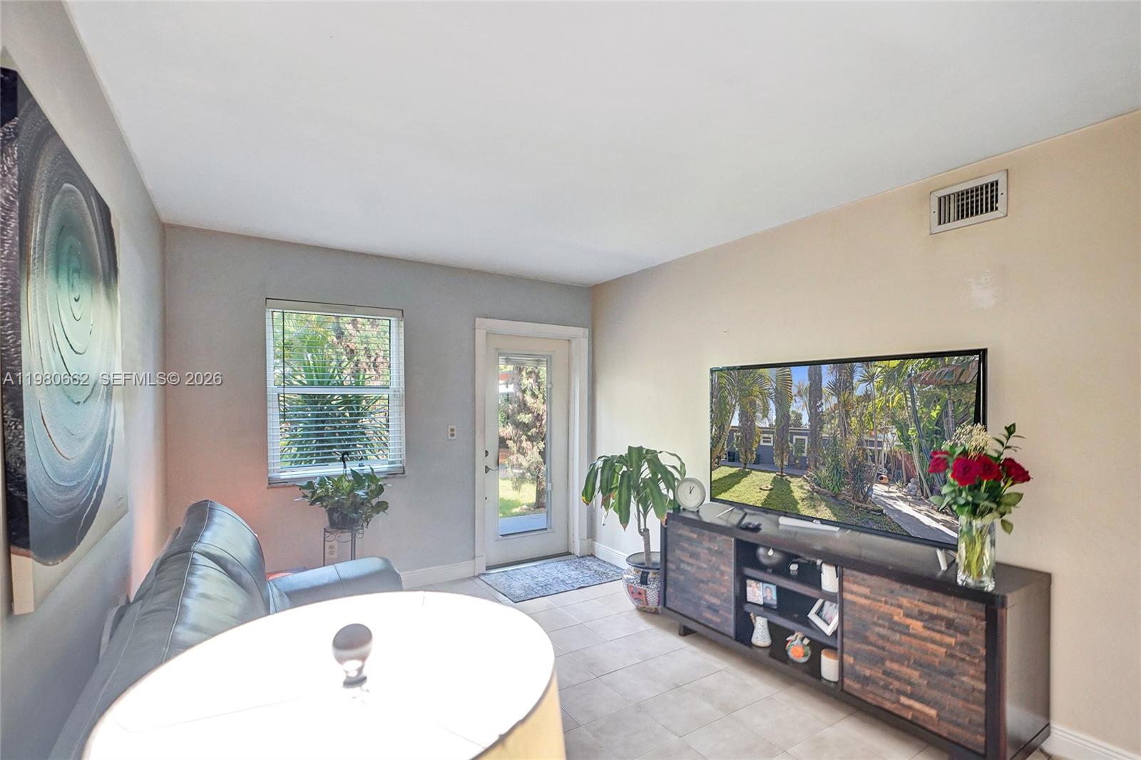 GRAPELAND - Residential