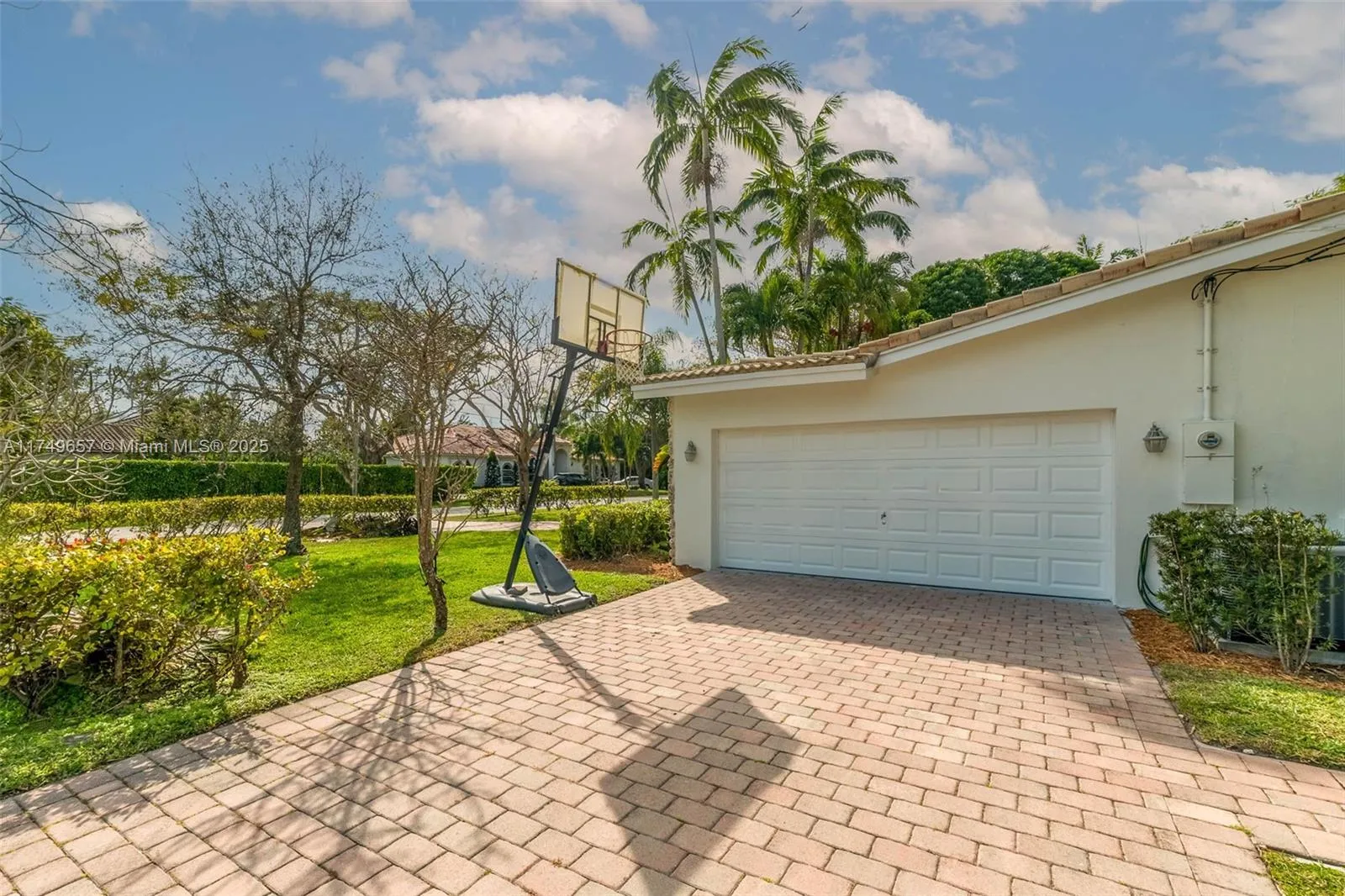 Pinecrest, Florida 33156, United States, 4 Bedrooms Bedrooms, ,3 BathroomsBathrooms,Residential,Active,700