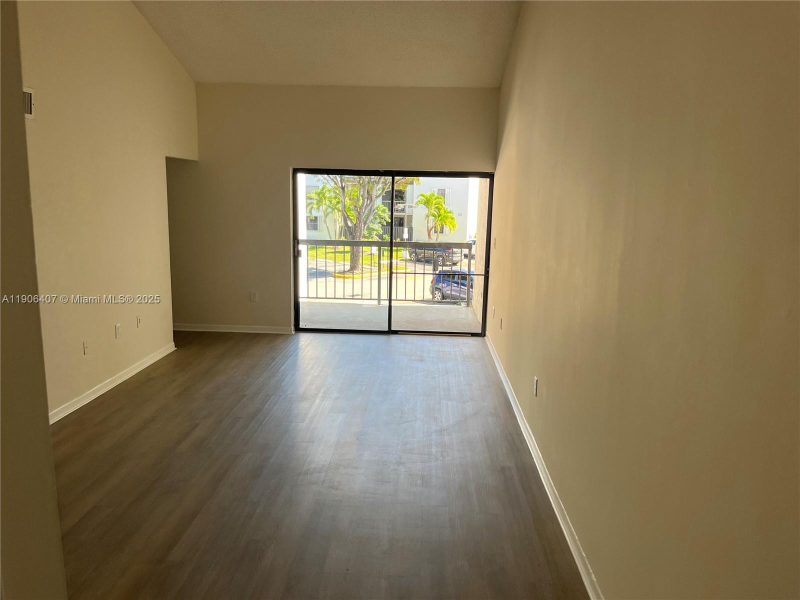 BLEAU FONTAINE CONDO #ONE - Residential Lease