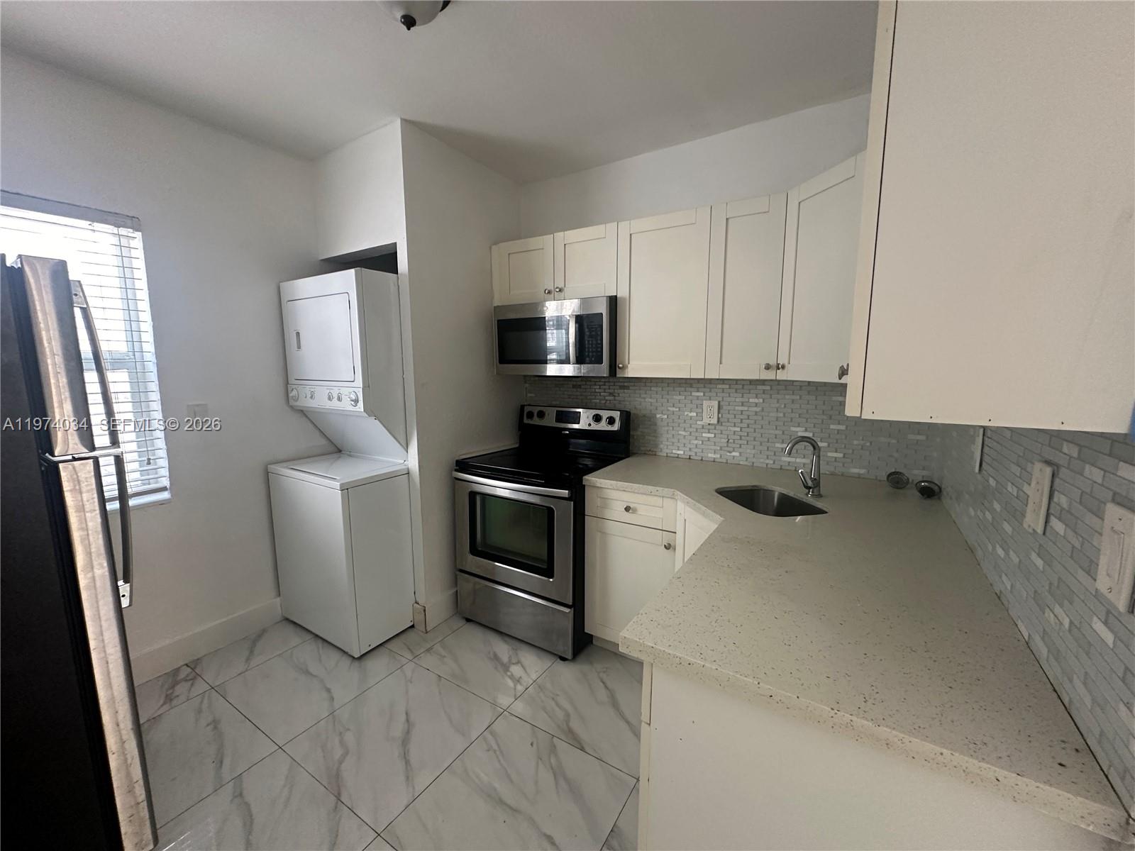 7TH AVENUE HIGHLANDS - Residential Income