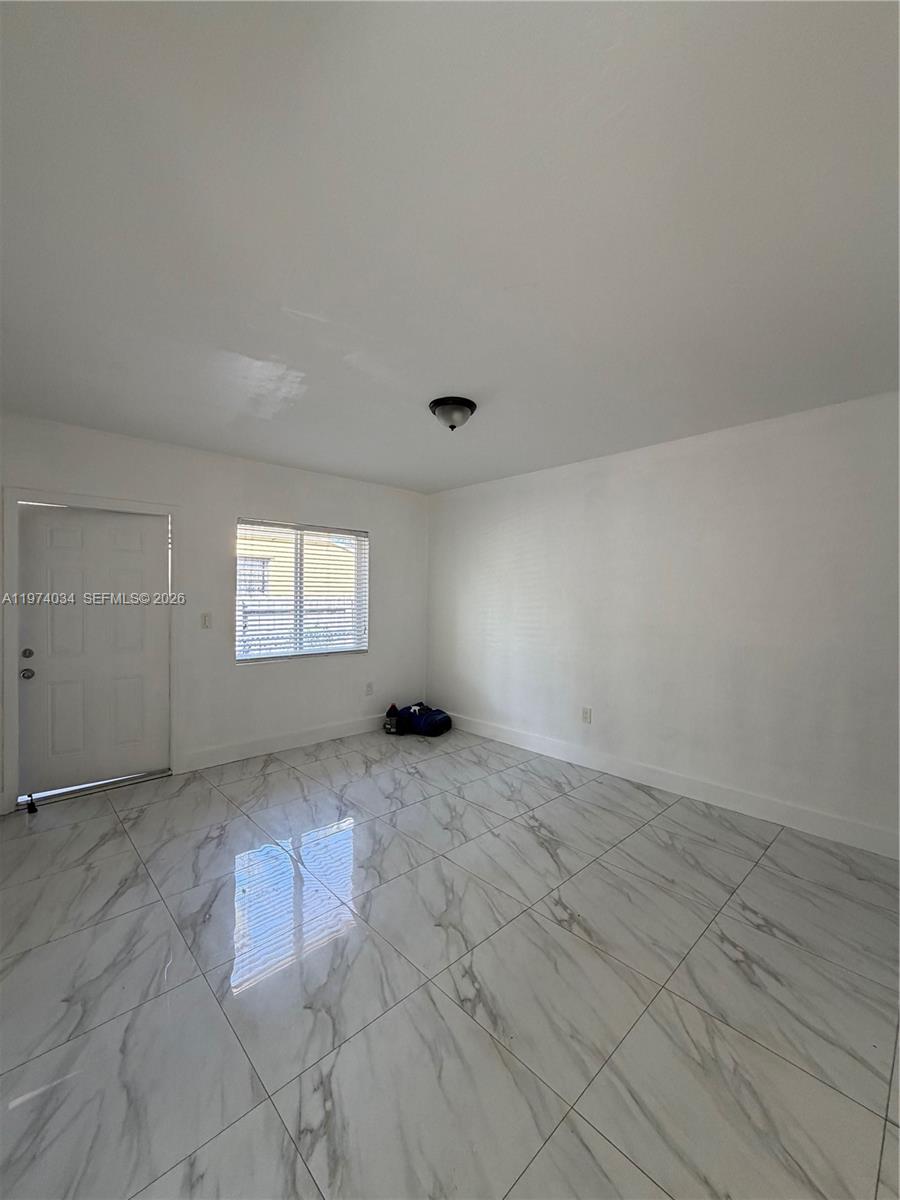 7TH AVENUE HIGHLANDS - Residential Income