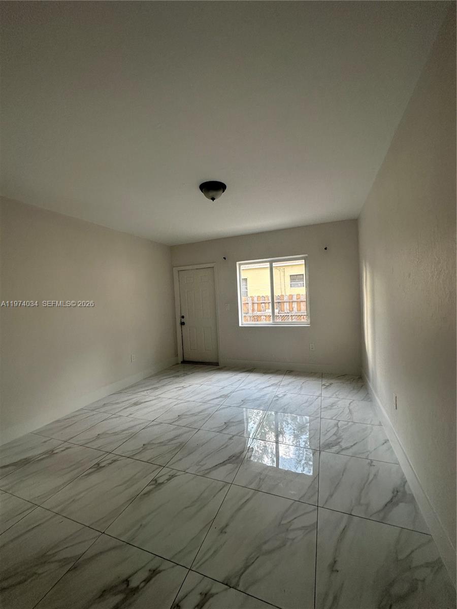 7TH AVENUE HIGHLANDS - Residential Income