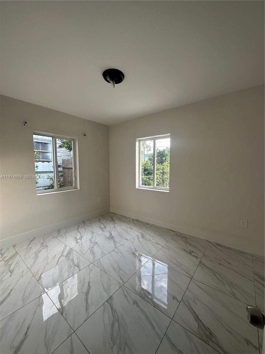 7TH AVENUE HIGHLANDS - Residential Income