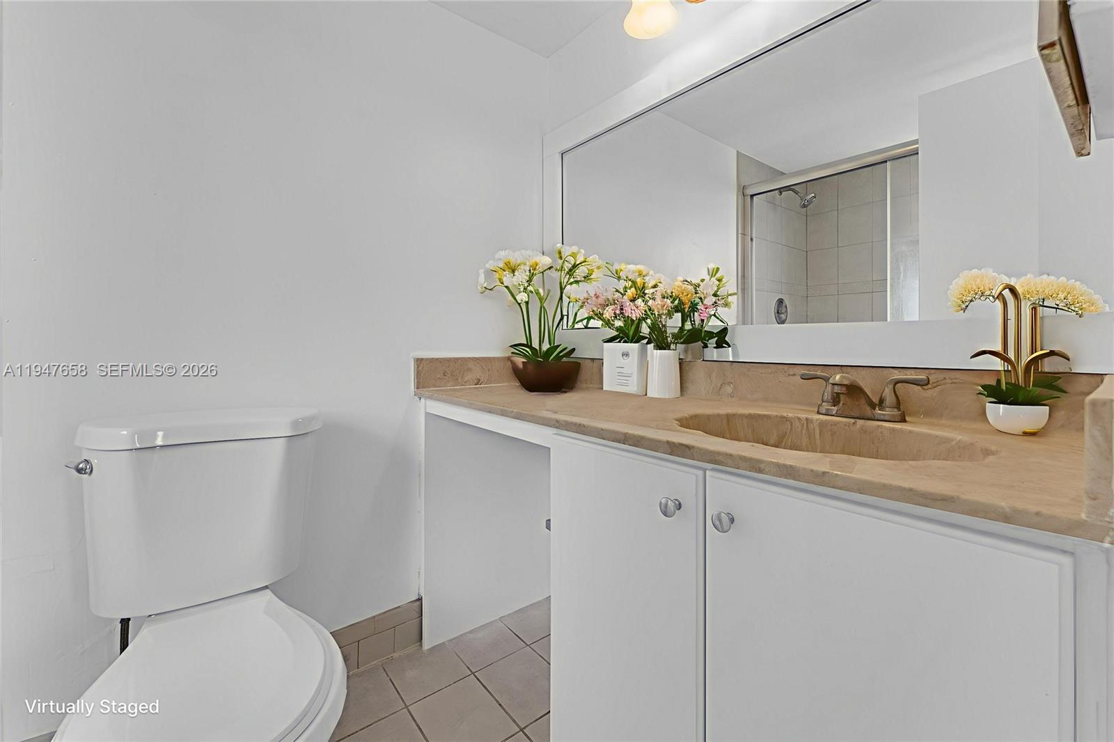 LAKESHORE AT UNIVERSITY P - Residential