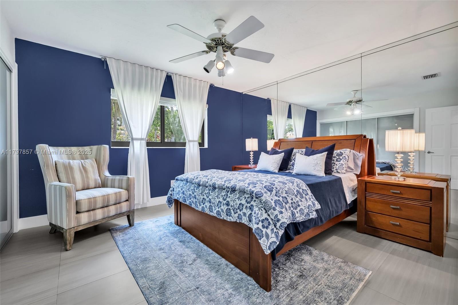 LAUREL OAKS EAST - Residential