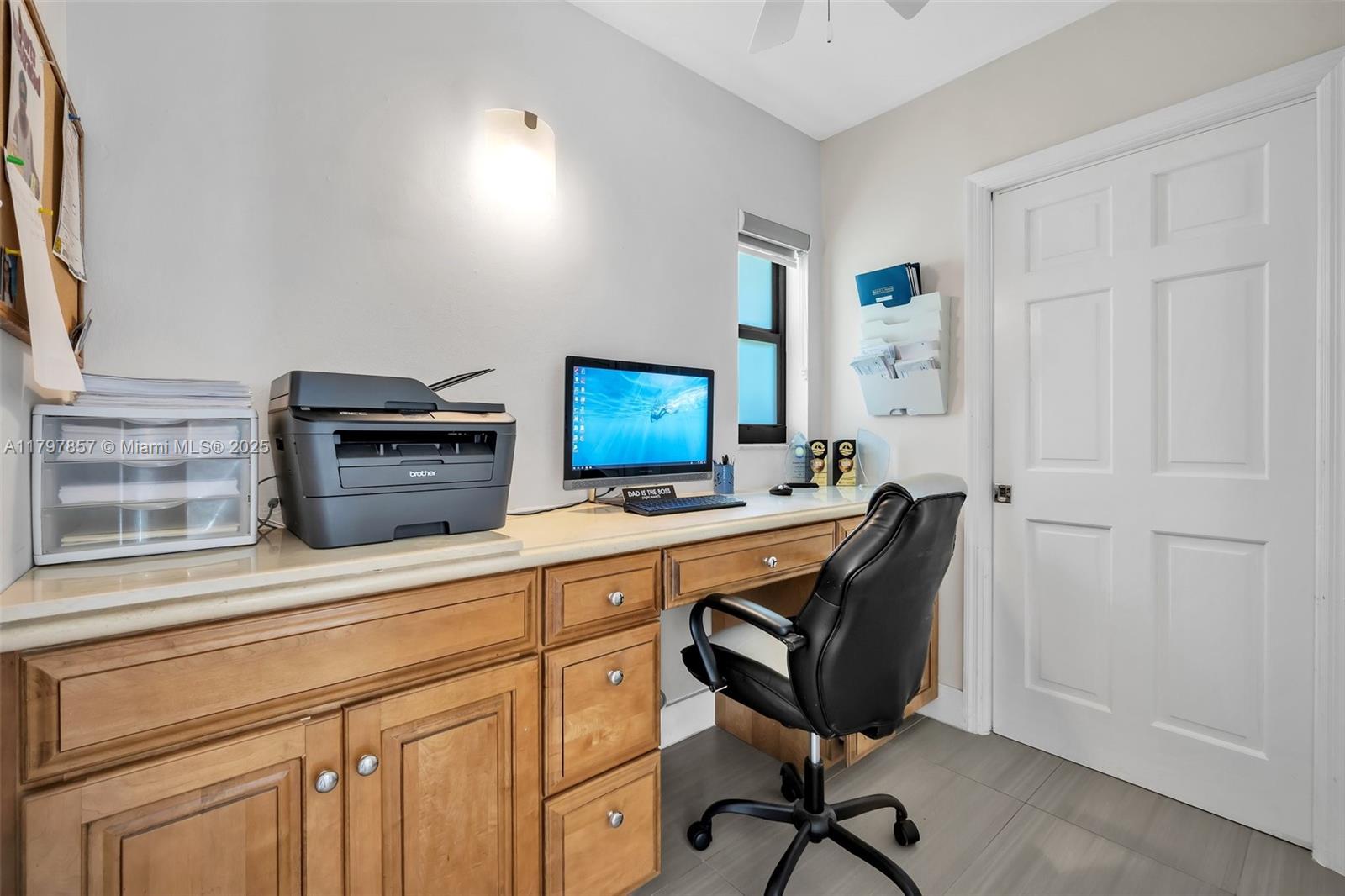 LAUREL OAKS EAST - Residential