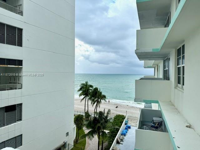 SEA AIR TOWERS CONDO - Residential Lease