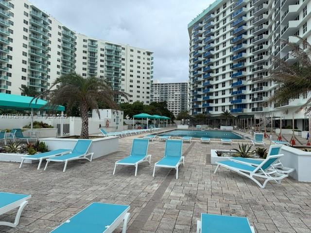 SEA AIR TOWERS CONDO - Residential Lease