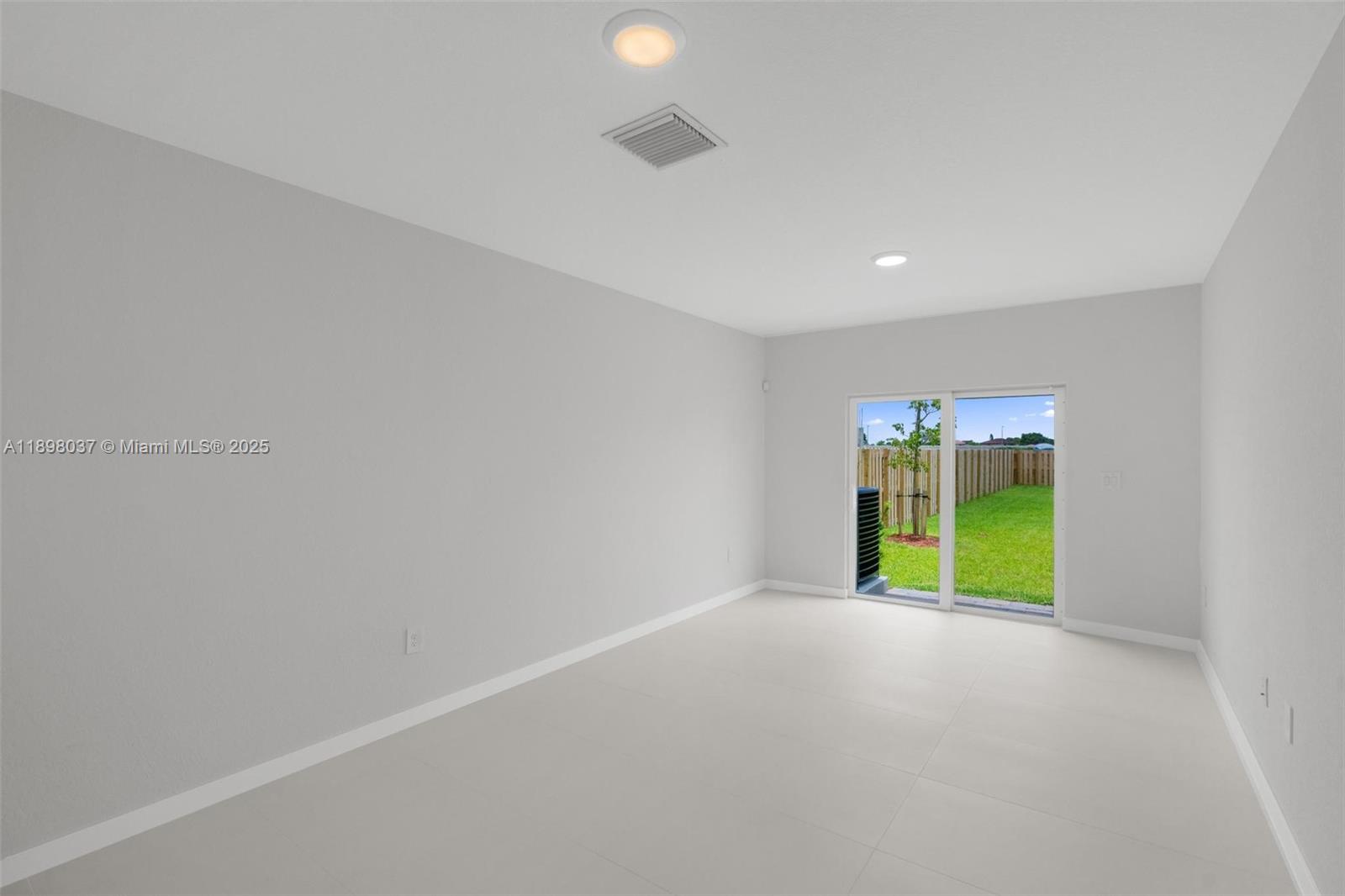SUNRISE ESTATES - Residential