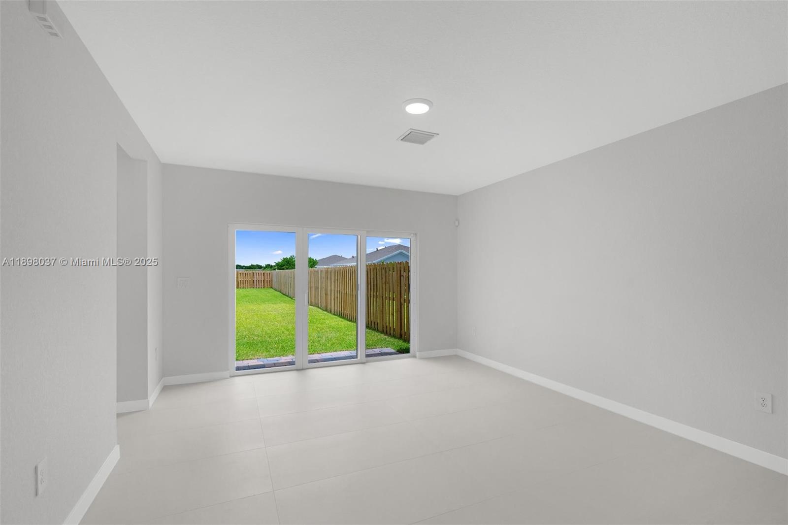 SUNRISE ESTATES - Residential