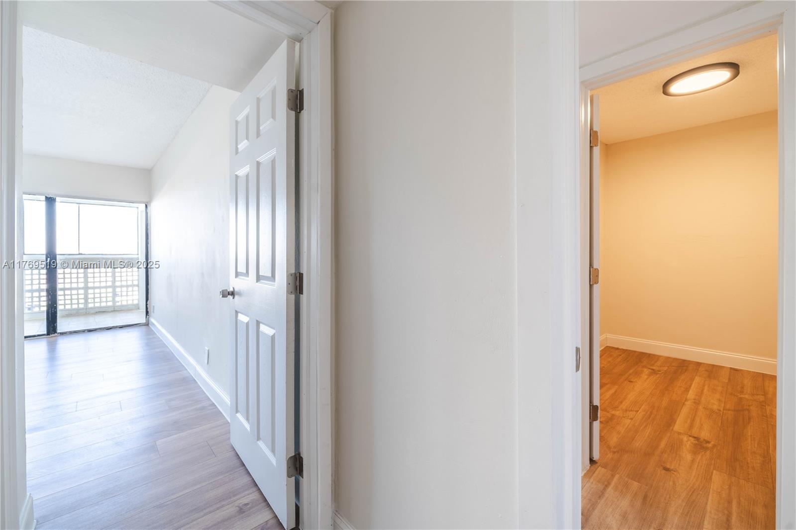 LAKES OF INVERRARY CONDO - Residential