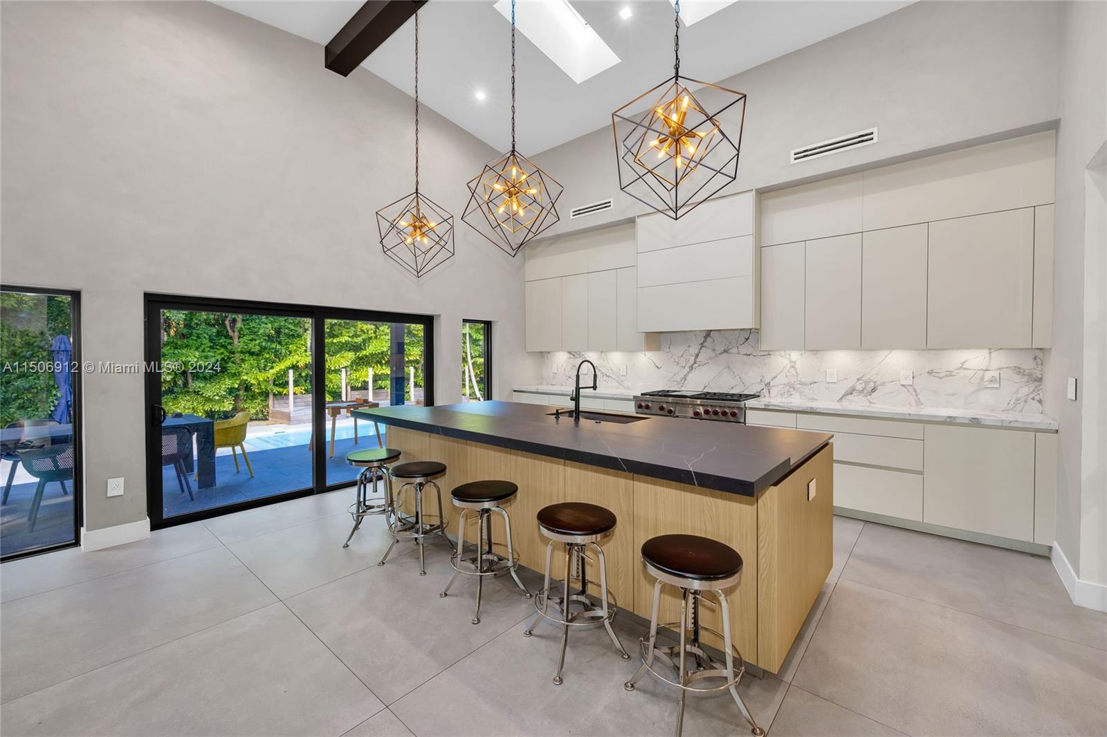 MIAMI SHORES SEC 2 - Residential