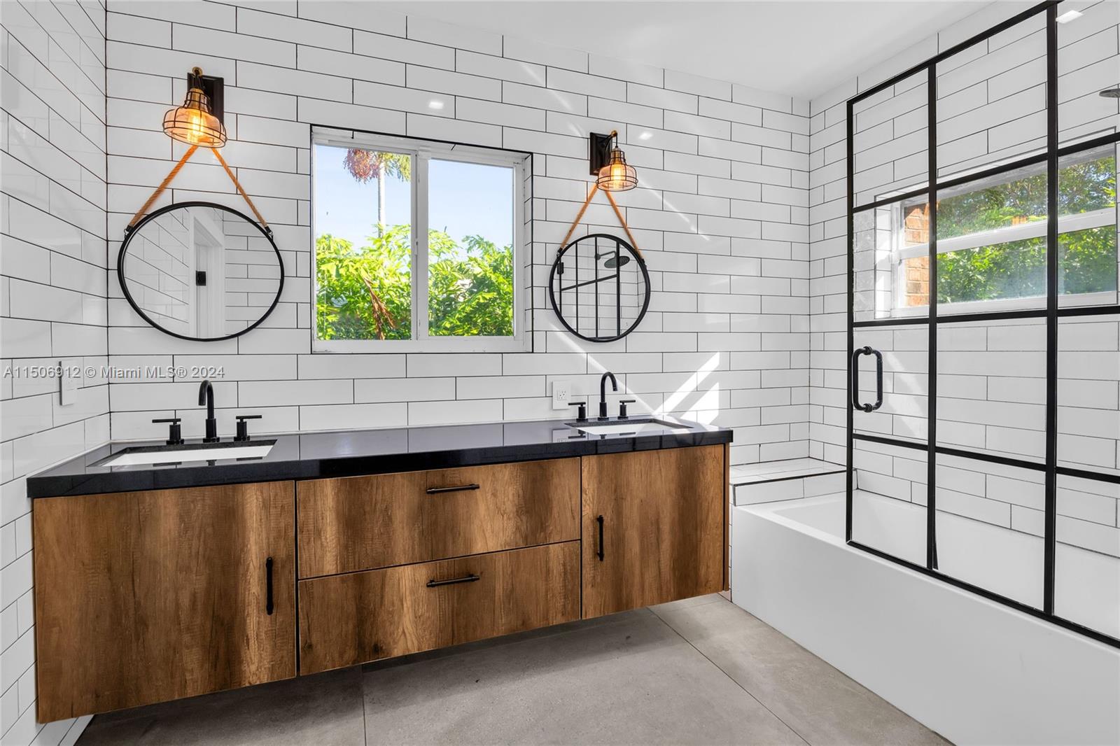 MIAMI SHORES SEC 2 - Residential