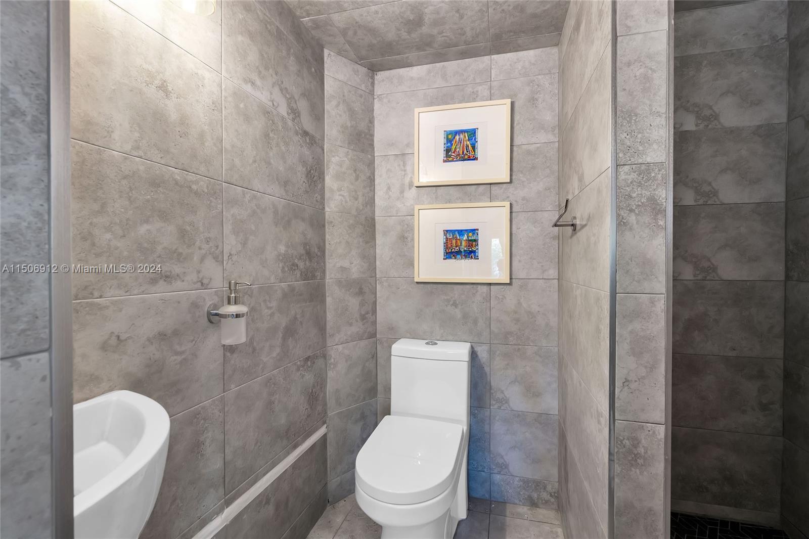 MIAMI SHORES SEC 2 - Residential