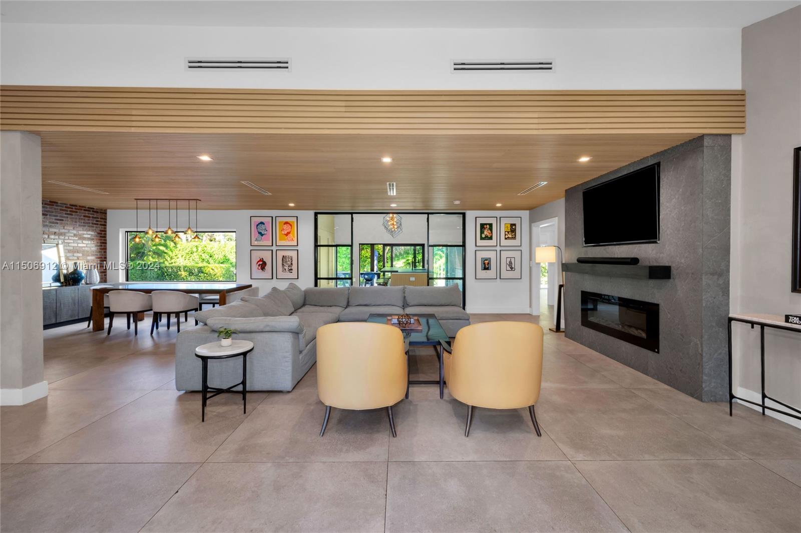 MIAMI SHORES SEC 2 - Residential