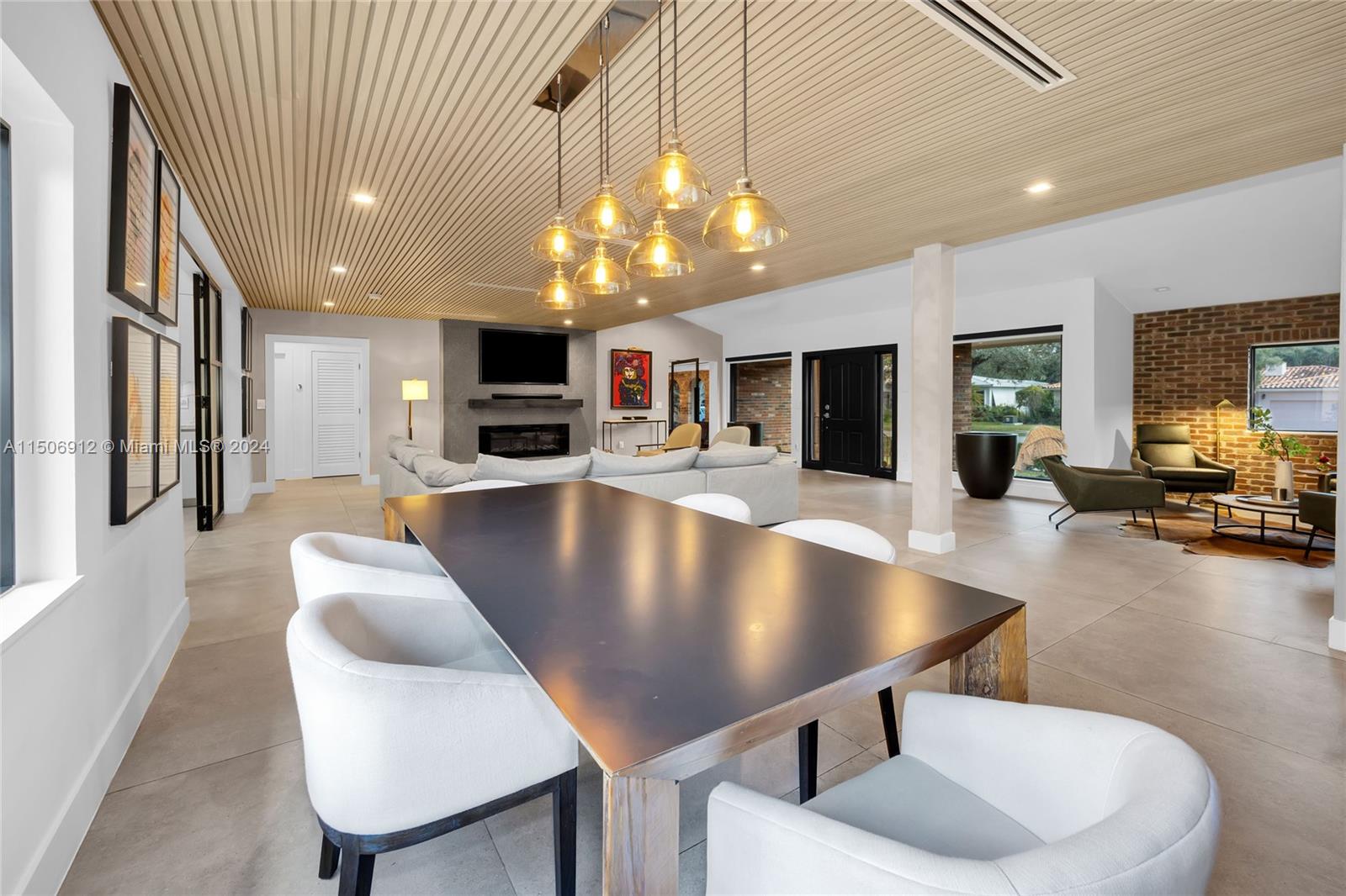 MIAMI SHORES SEC 2 - Residential