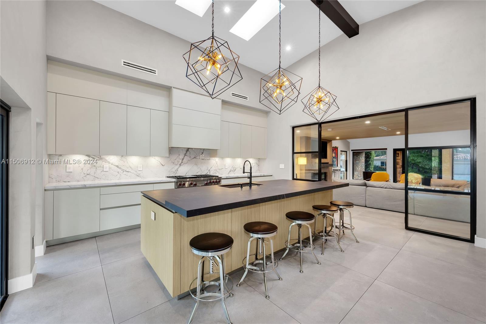 MIAMI SHORES SEC 2 - Residential