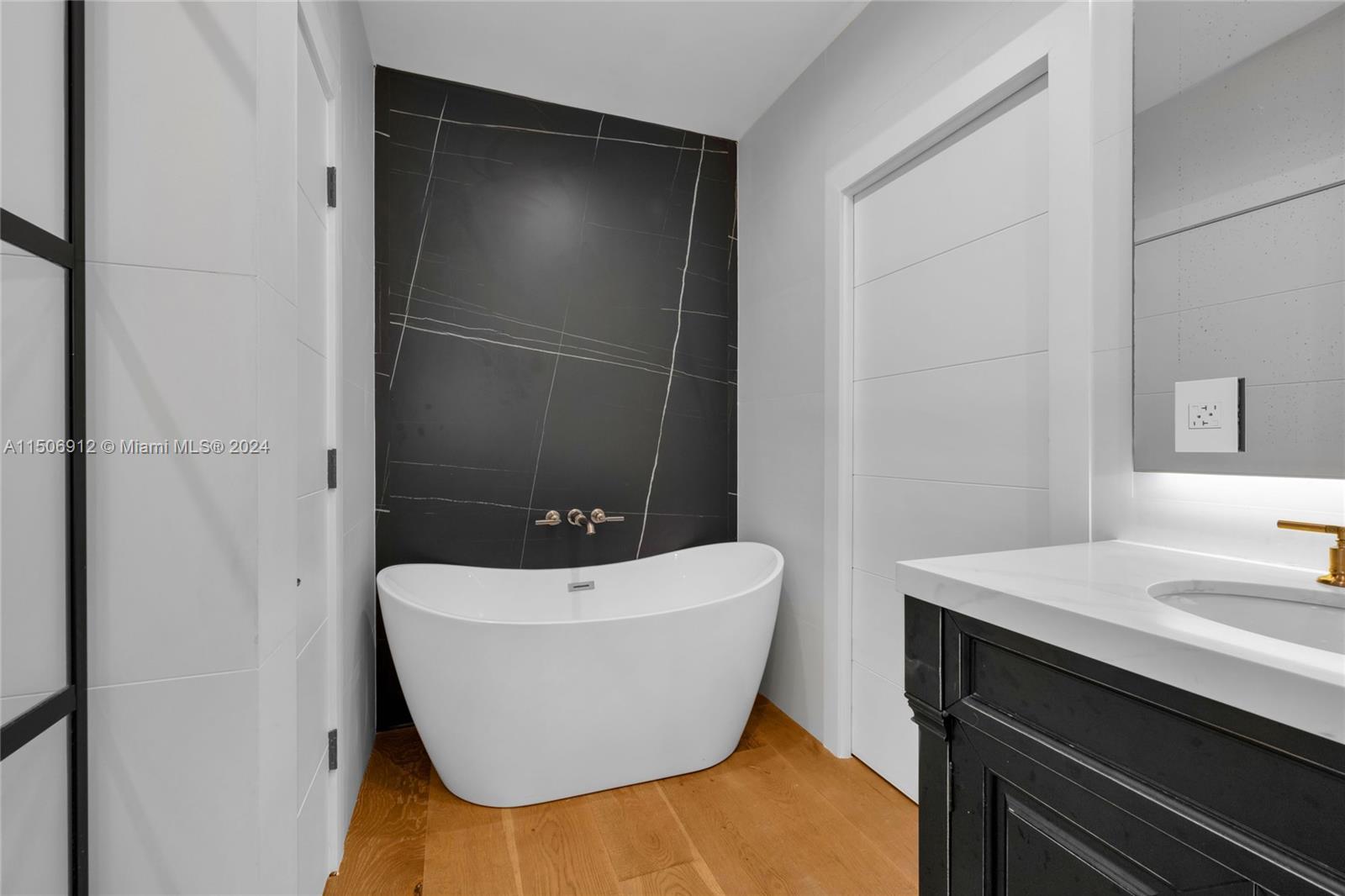 MIAMI SHORES SEC 2 - Residential