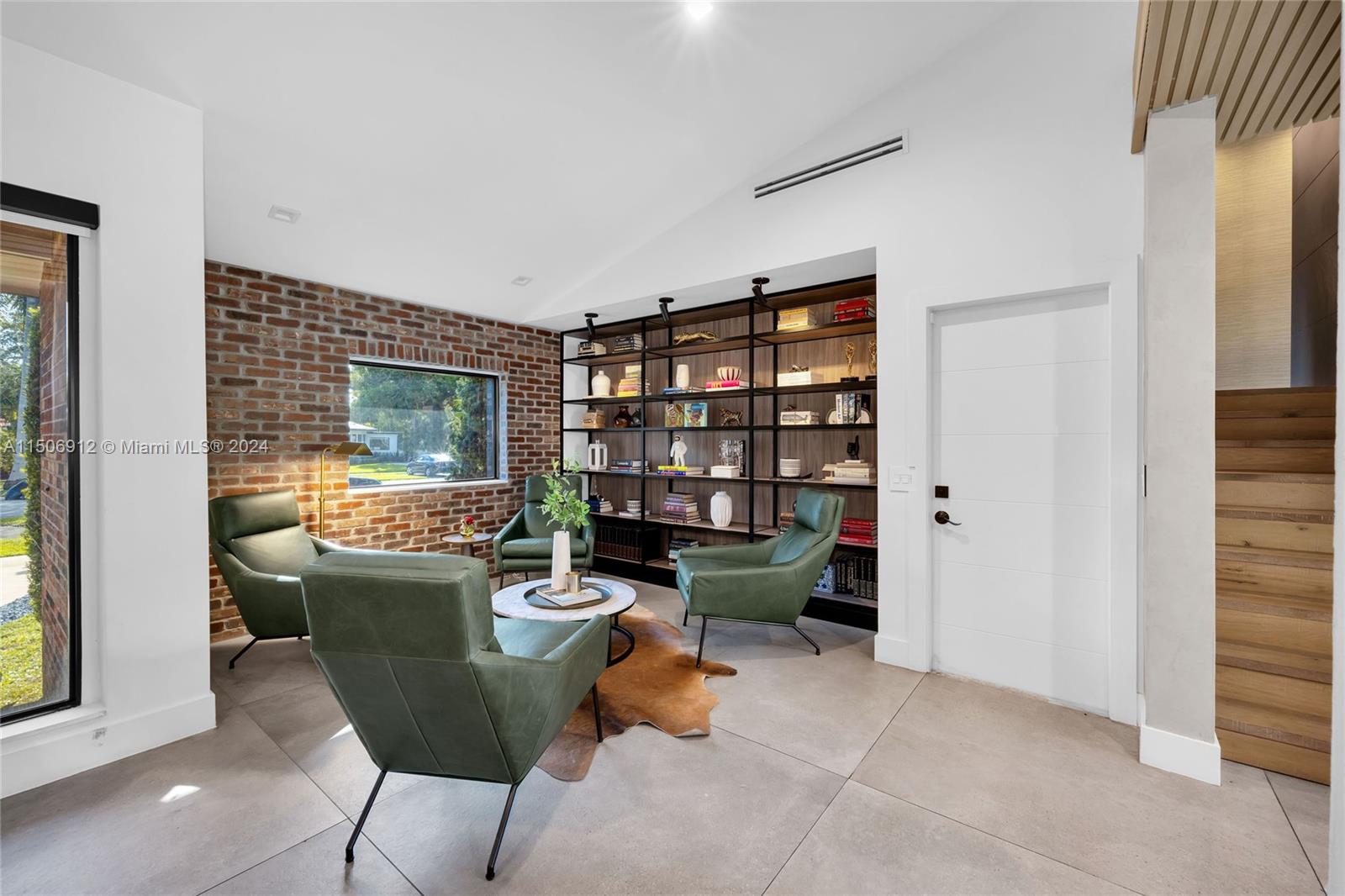 MIAMI SHORES SEC 2 - Residential