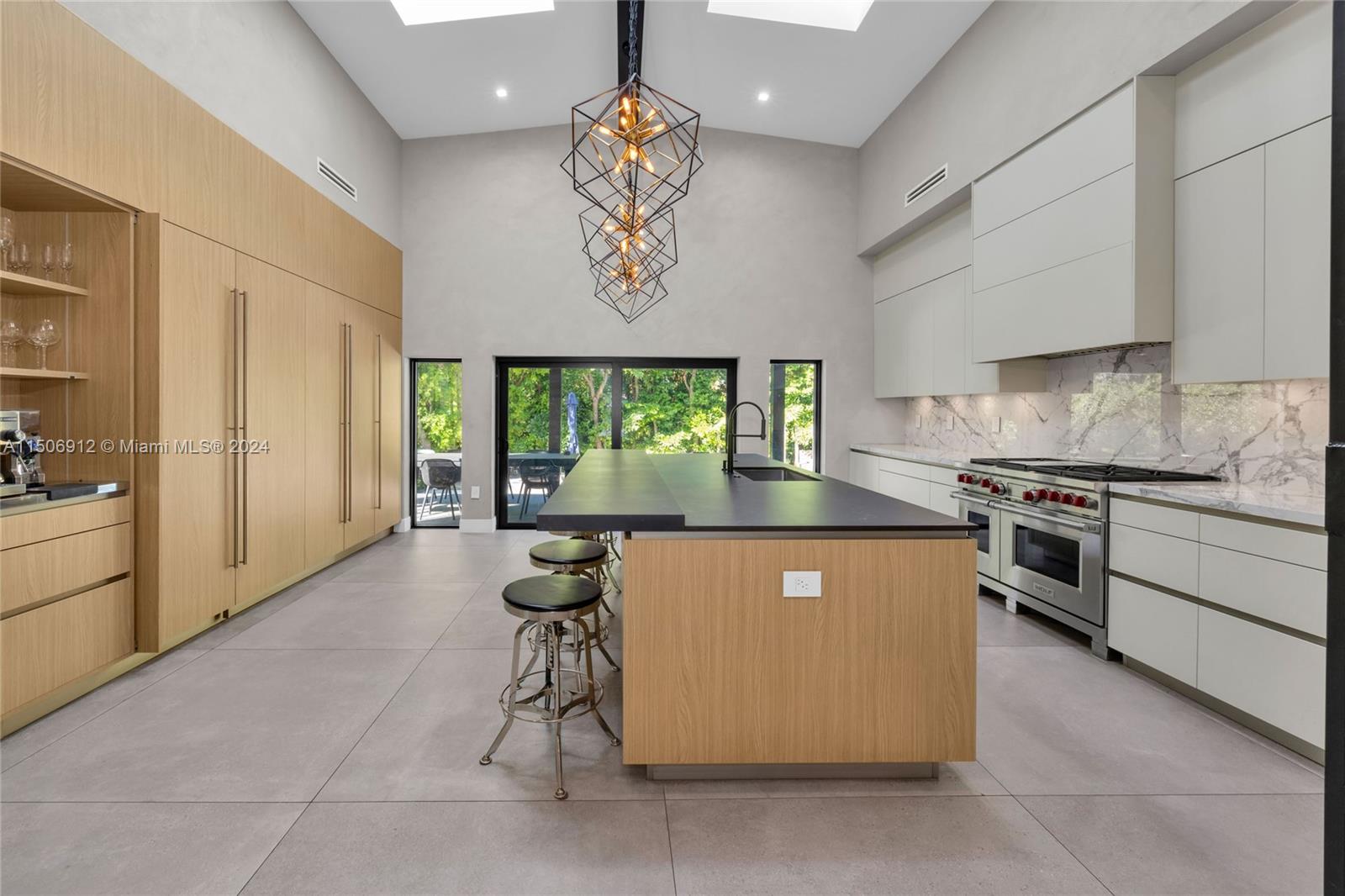 MIAMI SHORES SEC 2 - Residential