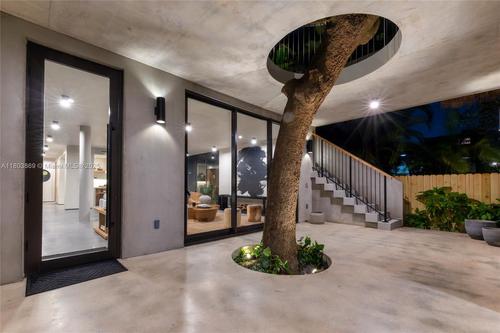 SPRING GARDEN - Residential