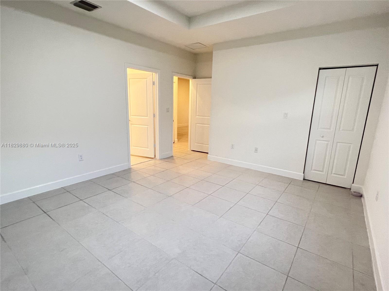 PINE ISLE PINE VISTA - Residential