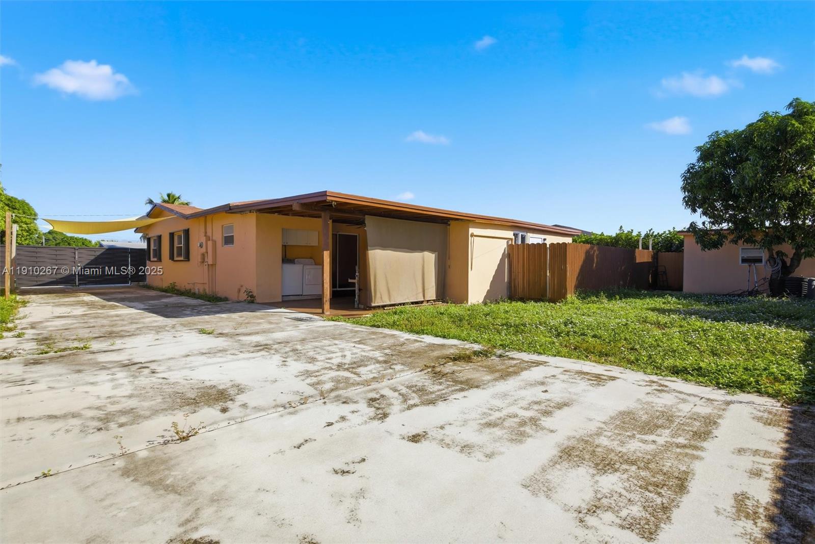 VENETIAN DEVELOPMENT SUB- - Residential