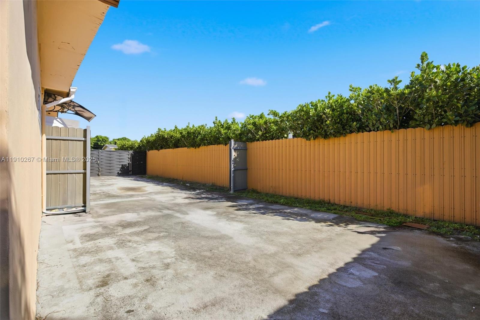 VENETIAN DEVELOPMENT SUB- - Residential