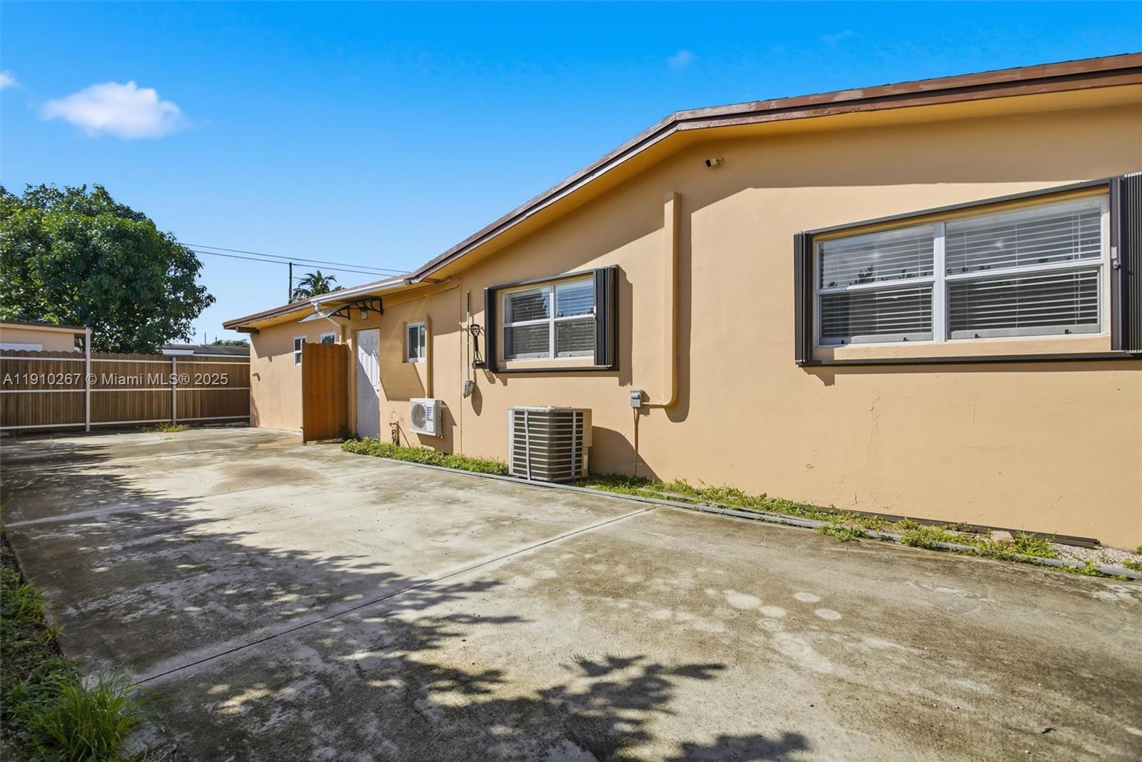 VENETIAN DEVELOPMENT SUB- - Residential