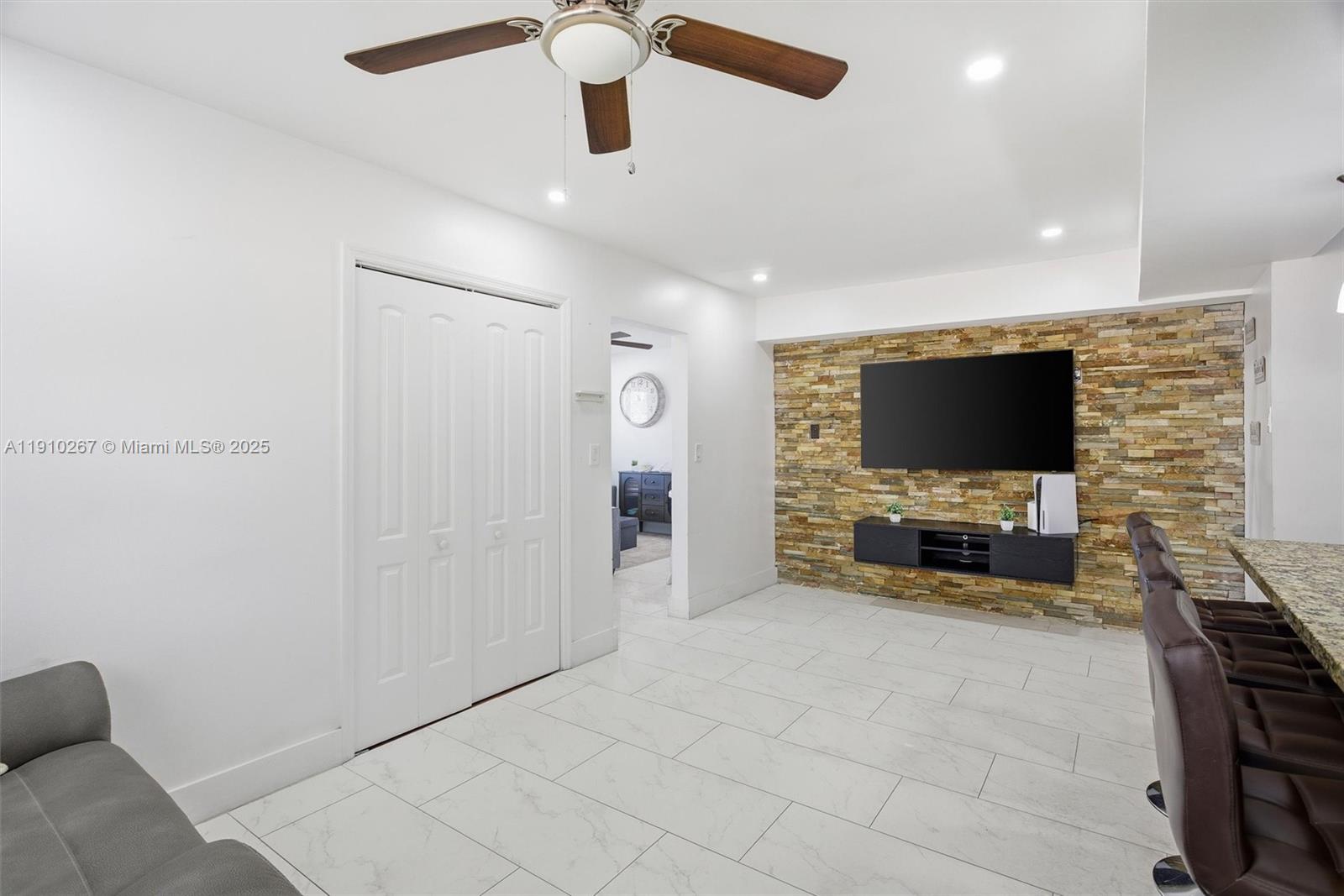 VENETIAN DEVELOPMENT SUB- - Residential