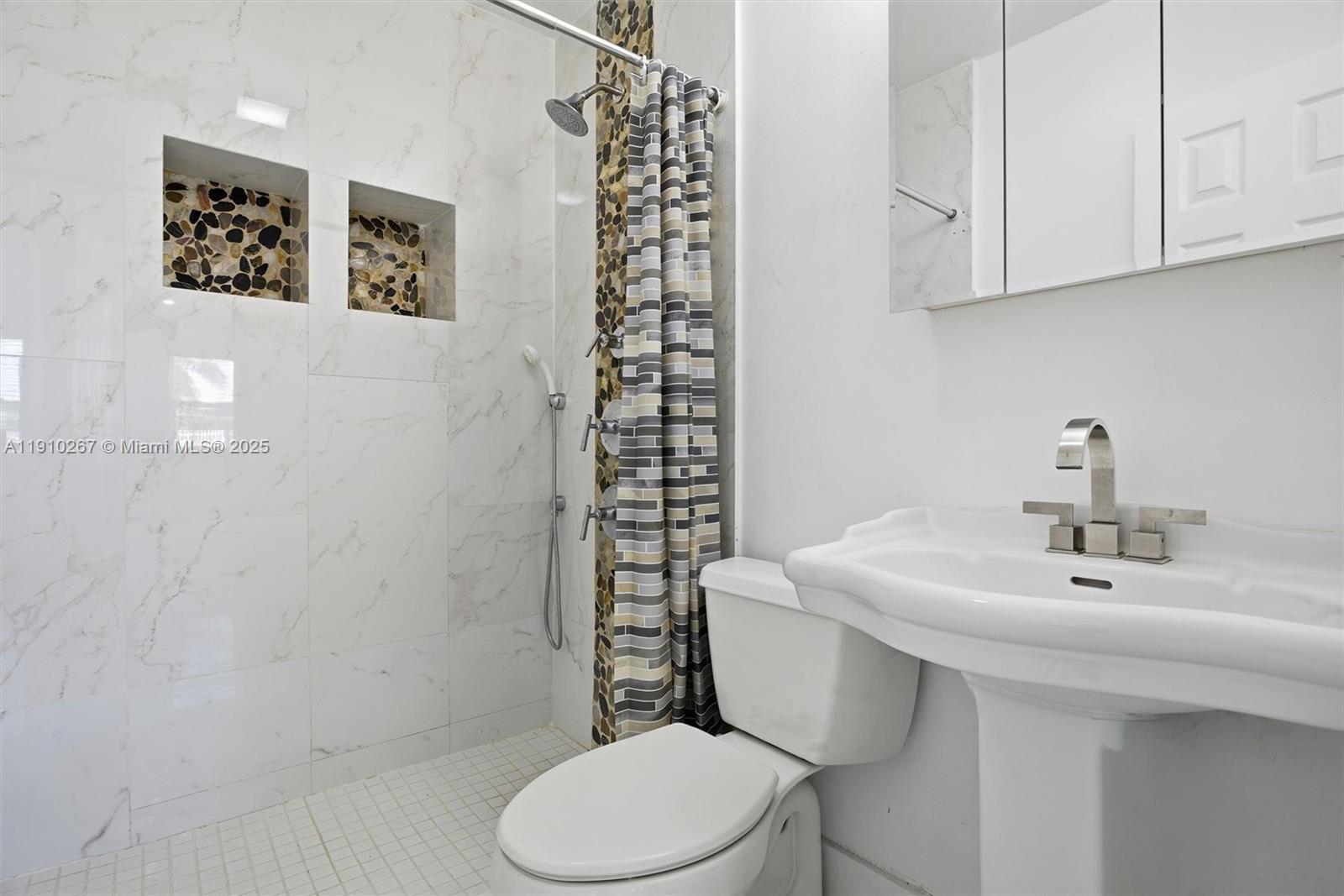 VENETIAN DEVELOPMENT SUB- - Residential